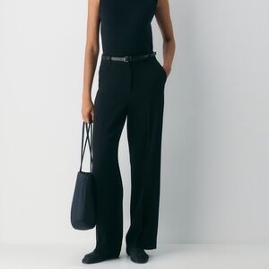 Aritzia Black Trouser